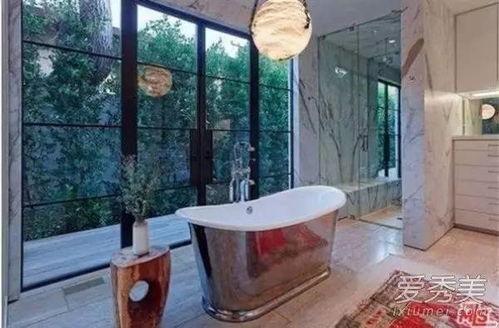 明星的洗手间,私密空间里的时尚与奢华揭秘